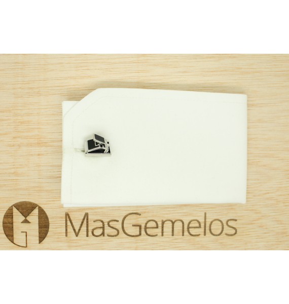 regalar gemelos polaroid 3D para camisa