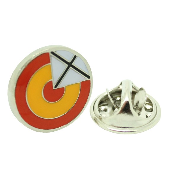 Lapel pin with rosette of Saint Andrew's Cross