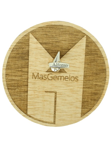 Serviço de personalização de gravação em abotoaduras de camisas