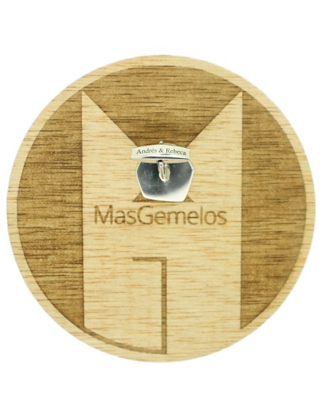 Servicio de personalización de grabado en gemelos para camisa