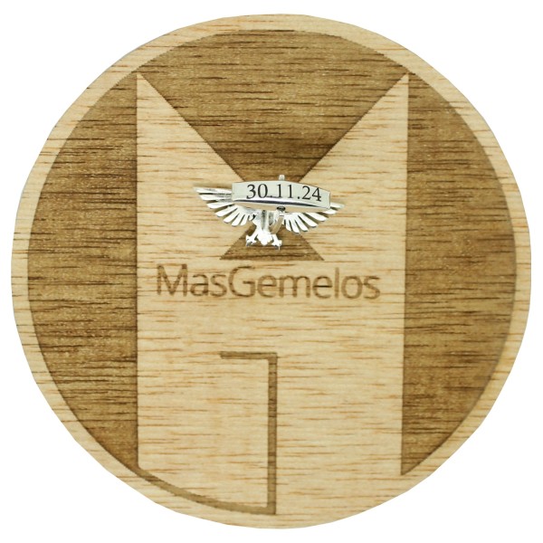 Serviço de personalização de gravação em abotoaduras de camisas