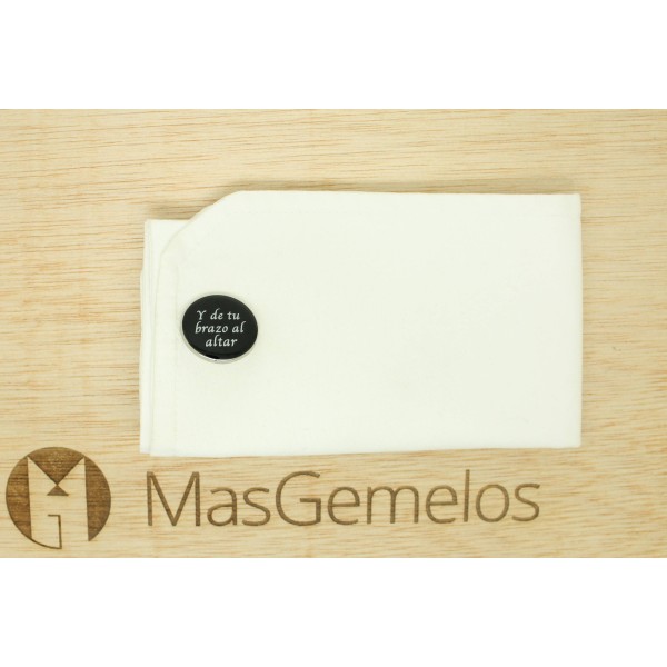 Abotoaduras para camisa de casamento: Das tuas mãos, meus primeiros pa