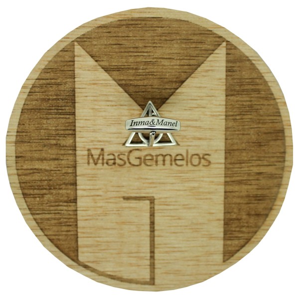 Servicio de personalización de grabado en gemelos para camisa